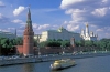 Russia - Moscow: on the Moskva river - Kremlin in the background -  Beklemishevskaya Tower (: ) (photo by Vladimir Sidoropolev)