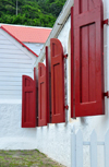 Windwardside, Saba: St Paul's Conversion church - red shutters - photo by M.Torres