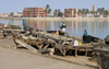 Senegal - Saint Louis: fishermen village - photo by G.Frysinger