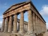 Sicily / Sicilia - Segesta (province of Trapani): Doric temple (photo by Christian Roux)