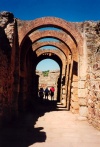 Spain / Espaa - Extremadura - Mrida / Augusta Emerita: Entrance to the Roman Amphitheatre - Anfiteatro Romano (photo by Miguel Torres)