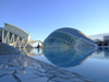 Spain / Espaa - Valencia: L'Hemisfric - IMAX and Planetarium / L'hemisfric, a la Ciutat de les Arts i les Cincies - cine IMAX y un Planetario - modern architecture by Santiago Calatrava (photo by M.Bergsma)