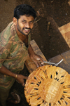 Sri Lanka - Kandy (Central province): wood worker - artisan - photo by B.Cain