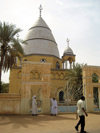 Sudan - Omdurman / Umm Durman: tomb of the Mahdi, Muhammad Ahmed Al Mahdi, Muslim religious leader - photo by L.Gewalli