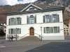Glarus: typical house / maison typique (photo by Christian Roux)