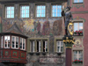 Switzerland - Stein am Rhein - canton of Schaffhausen: soldier - Stadt- or Marktbrunnen - faade of Gasthof zur - Half-timbered, painted and with a gazebo - photo by J.Kaman
