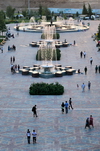 Dushanbe, Tajikistan: people and fountains - photo by M.Torres