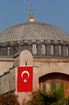 Istanbul, Turkey: dome and flag - Aya Sofya - Sancta Sophia - Hagia Sophia - photo by J.Wreford