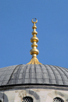 Istanbul, Turkey: Blue mosque - crescent over the dome - Sultan Ahmet Camii - photo by M.Torres