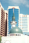 UAE - Abu Dhabi / Abu Dabi: green dome and minaret - Mosque on Al Manhal district - photo by M.Torres
