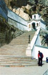 Uspensky cave monastery: facing the steps (photo by G.Frysinger)