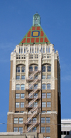 Tulsa, Oklahoma, USA: Philtower Building - neo-gothic and art deco design by Edward Buehler Delk - South Boston Street - photo by G.Frysinger