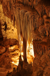 Carlsbad Caverns, Eddy County, New Mexico, USA: drapery forming a column - speleothems - photo by M.Torres