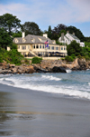 York, Maine, New England, USA: Harbor beach and waterfront hotel - photo by M.Torres