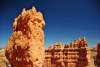 Bryce Canyon National Park, Utah, USA: Sunset Point - monolith and rock fin - photo by M.Torres