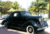 Miami (Florida): classical car - South Beach (photo by Charlie Blam)