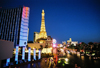 Las Vegas (Nevada): Ballys and Hotel Paris - Photo by G.Friedman