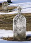 Freistadt (Wisconsin): the graveyard - German grave - winter - snow - photo by G.Frysinger