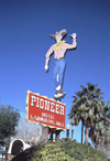 Laughlin (Nevada): Pioneer Casino - cowboy - vic - photo by A.Bartel