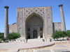 Uzbekistan - Samarkand / Samarqand / Samarcanda / SKD : Registan Square - Ulug Beg madrasa / medrese / madrasah (photo by J.Marian)