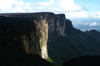 76 Venezuela - Bolivar - Canaima NP - The cliffs of Roraima, seen from El Maverick II - photo by A. Ferrari