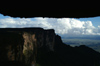77 Venezuela - Bolivar - Canaima NP - The cliffs of Roraima, seen from El Maverick - photo by A. Ferrari