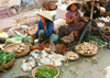 vietnam - Danang / Tourane: ducks at the market (photo by G.Frysinger)